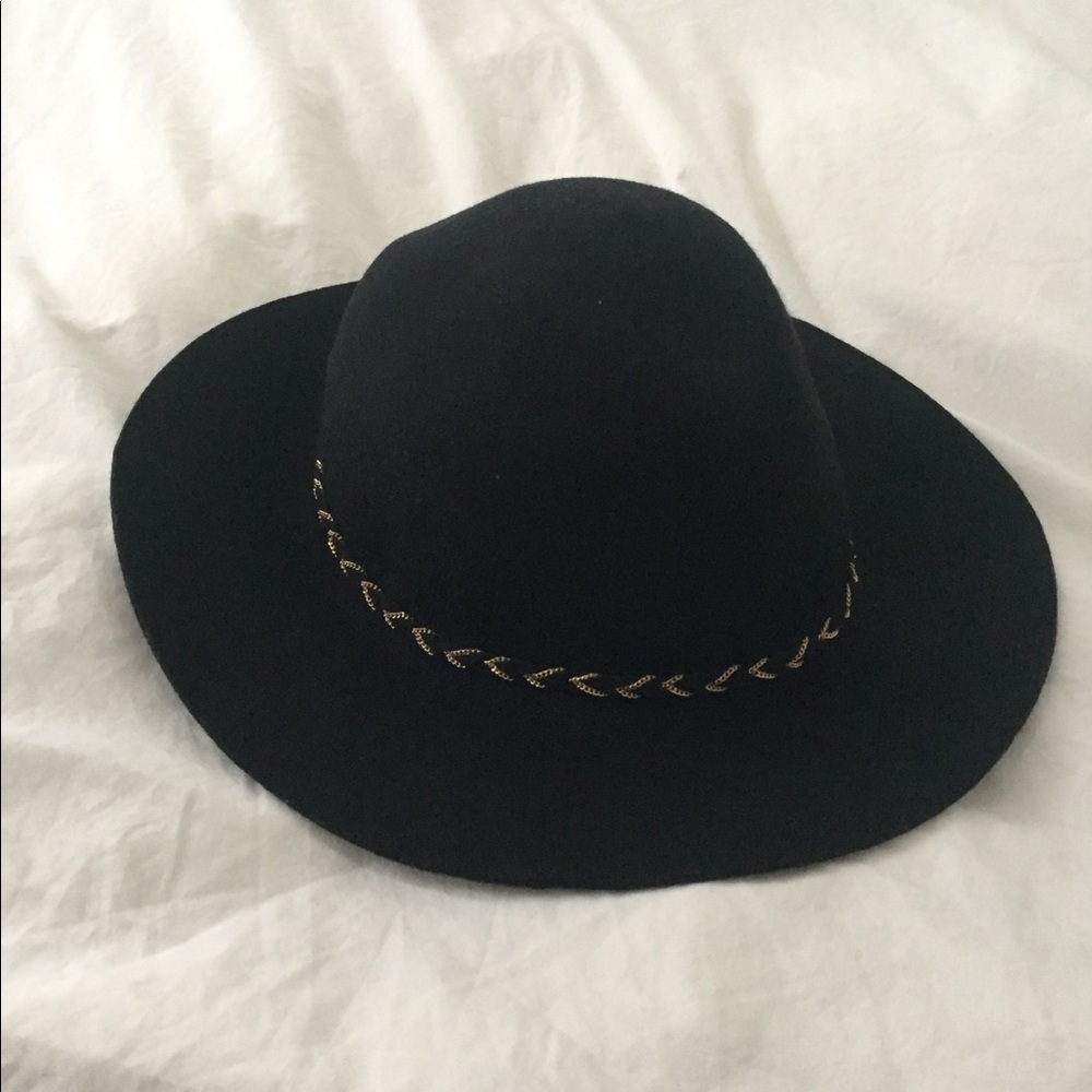 NWOT Black wool hat